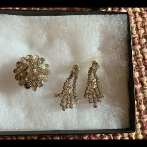Rhinestone jewelry